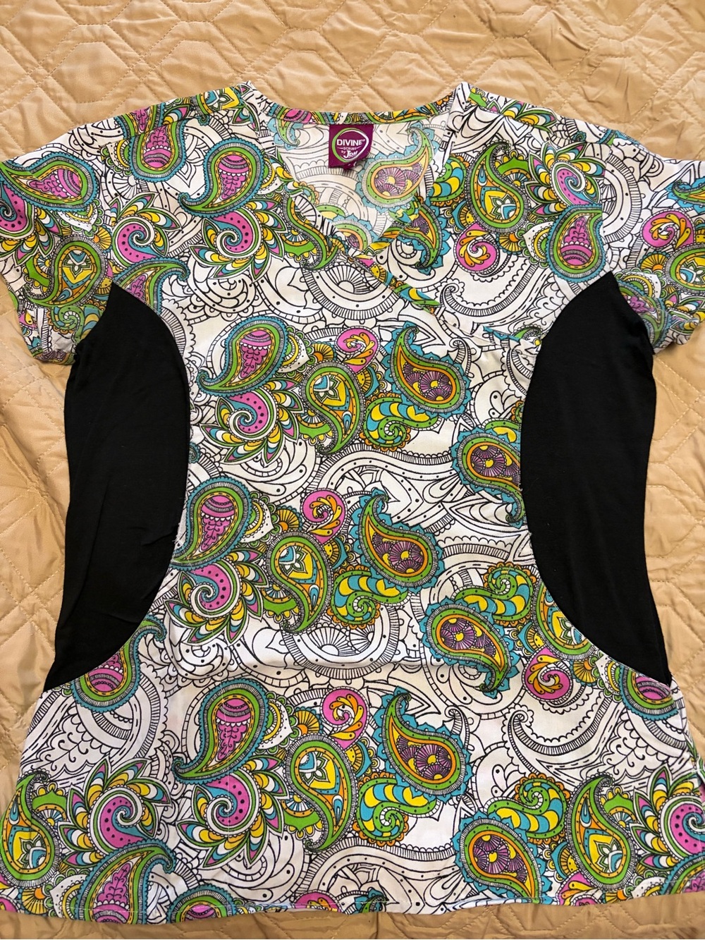 Comfort Women’s Paisley Print Scrub Top - Black & Multicolor